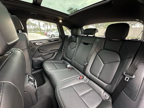 Certified 2026 Porsche Macan S AWD/4WD image 35