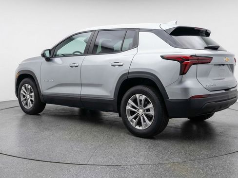 Used 2025 Chevrolet Equinox LT image 6