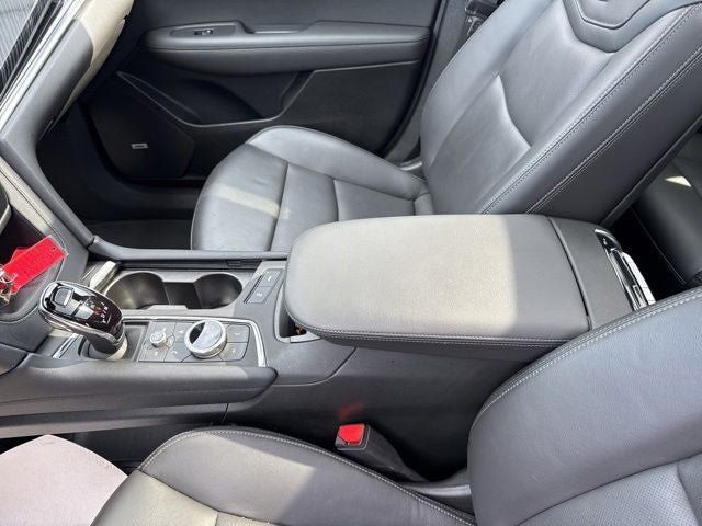Certified 2024 Cadillac XT6 Premium Luxury FWD image 17