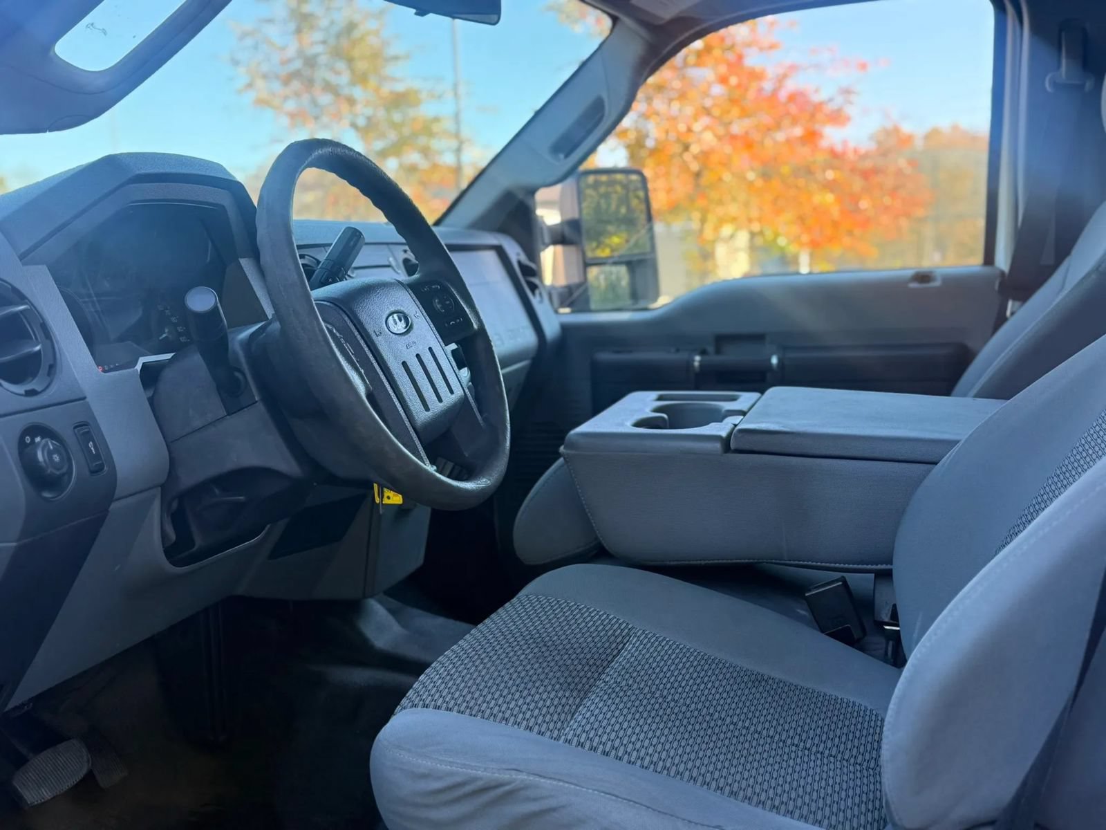 Used 2015 Ford F250 XL w/ Power Equipment Group AWD/4WD image 11