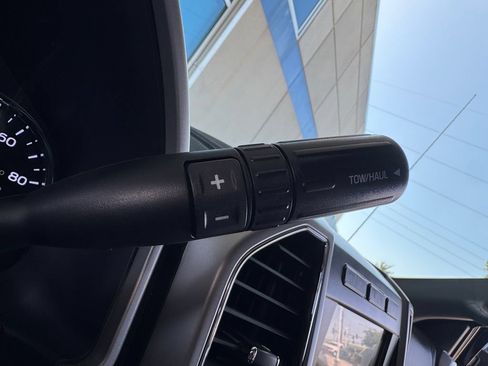 Used 2019 Ford F350 Lariat w/ Chrome Package AWD/4WD image 13