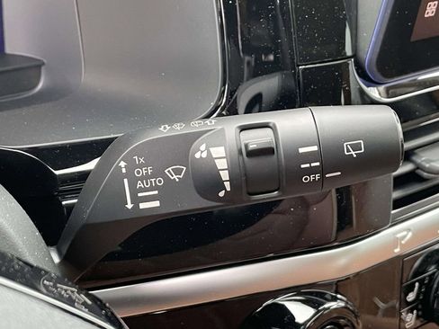 New 2026 Nissan Pathfinder Platinum image 23