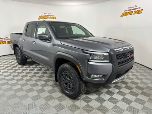 New 2026 Nissan Frontier PRO-4X w/ Tow Package AWD/4WD image 8