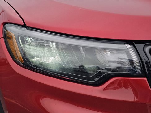 New 2026 Jeep Compass Latitude AWD/4WD image 4
