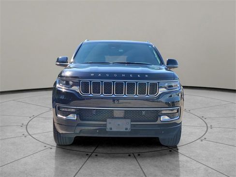 Certified 2024 Jeep Wagoneer L 4WD w/ Rear Seat Video Group 1 image 15