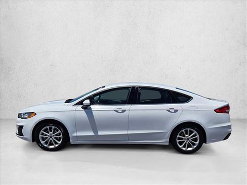 Used 2019 Ford Fusion SE FWD image 9