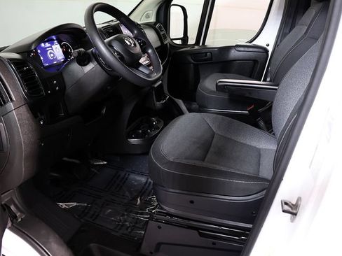 Used 2025 RAM ProMaster 2500 w/ U-Haul Equipment Group FWD image 12