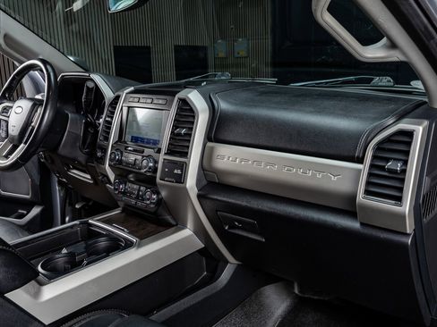 Used 2020 Ford F250 Lariat w/ Tremor Off-Road Package image 17