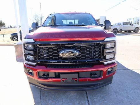 New 2026 Ford F250 Lariat w/ Black Appearance Package AWD/4WD image 11