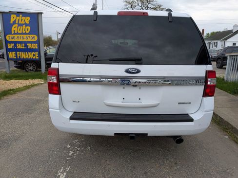 Used 2017 Ford Expedition EL XLT w/ Equipment Group 202A image 4