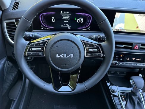 New 2026 Kia Seltos S image 10