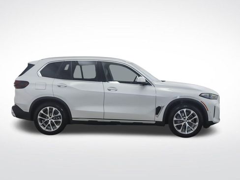 Used 2026 BMW X5 xDrive50e w/ Executive Package AWD/4WD image 6