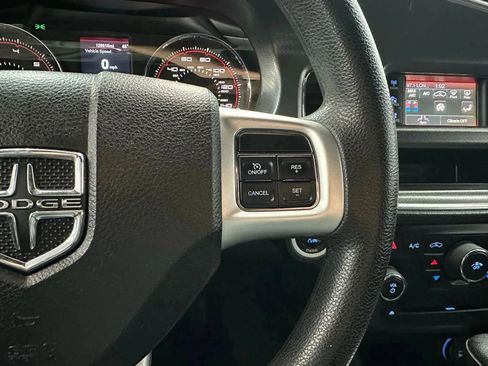 Used 2014 Dodge Charger SE w/ Sport Appearance Group image 16