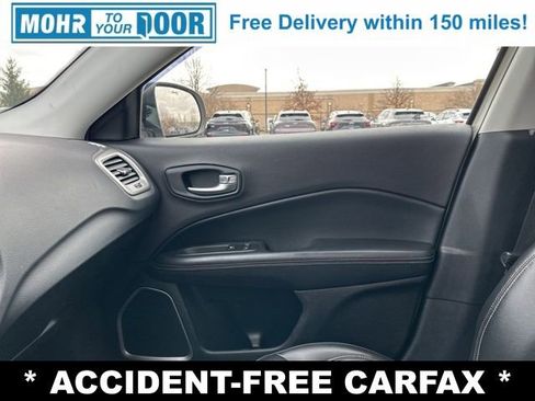 Used 2018 Jeep Compass Latitude w/ Popular Equipment Group image 24