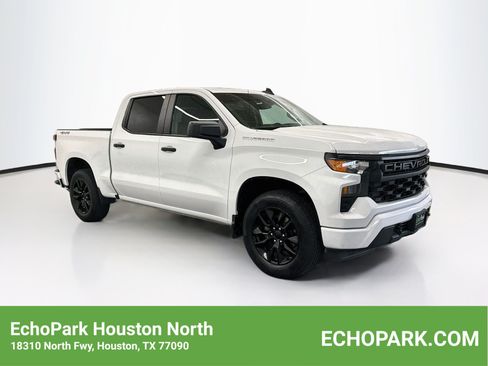 Used 2023 Chevrolet Silverado 1500 Custom AWD/4WD image 1
