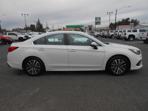 Used 2019 Subaru Legacy 2.5i Premium AWD/4WD image 2