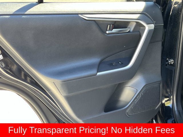 Used 2020 Toyota RAV4 Limited AWD/4WD image 16