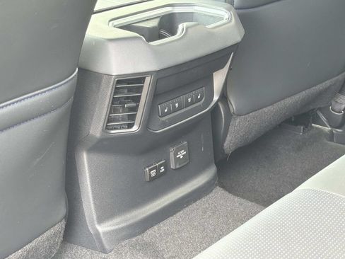 Used 2024 Toyota Tundra Platinum AWD/4WD image 22