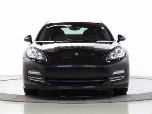 Used 2011 Porsche Panamera 4S image 2