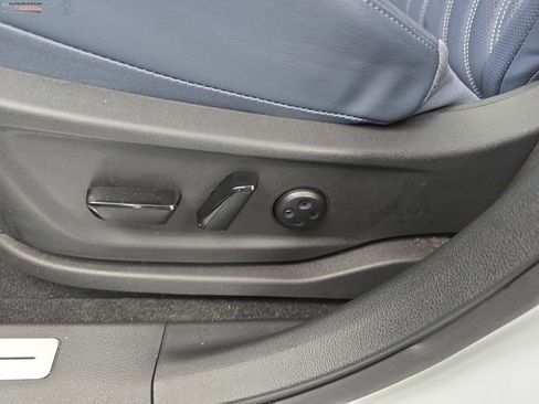 Used 2023 Nissan Ariya image 24