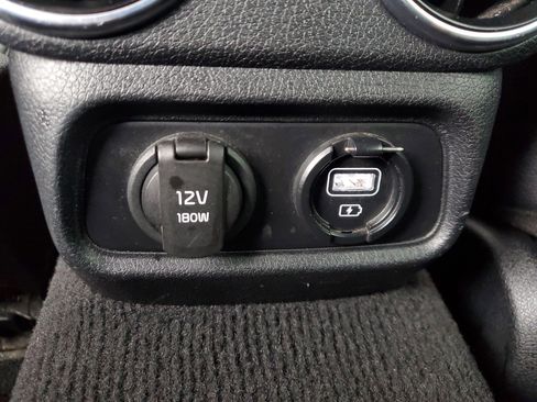 Used 2022 Kia Stinger GT-Line image 12