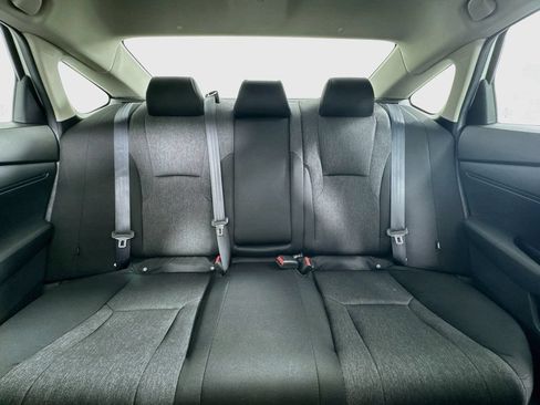 Certified 2025 Honda Accord SE image 31