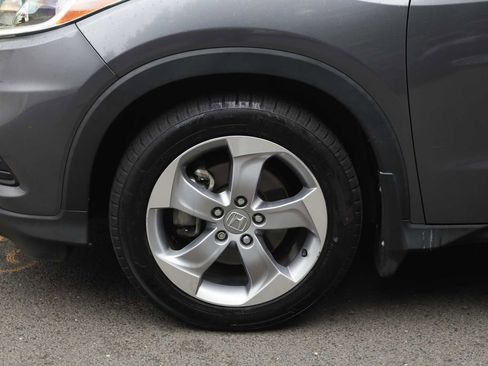 Used 2021 Honda HR-V LX image 11