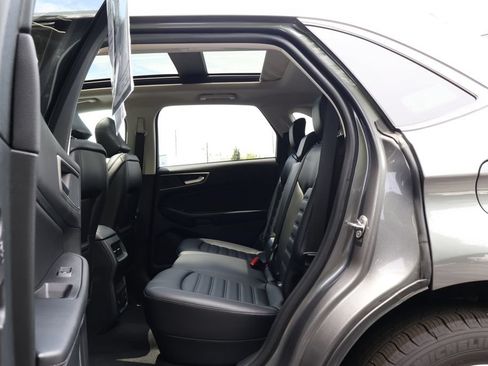Used 2024 Ford Edge SEL w/ Convenience Package AWD/4WD image 46