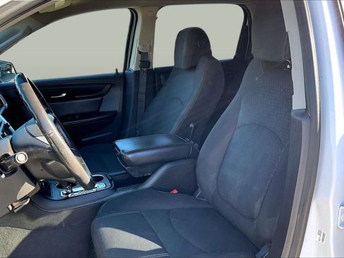 Used 2016 GMC Acadia SLE image 21