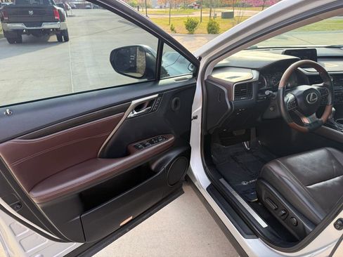 Used 2017 Lexus RX 350 FWD w/ Premium Package image 8