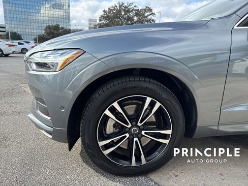 Used 2018 Volvo XC60 T6 Momentum w/ Convenience Package image 10
