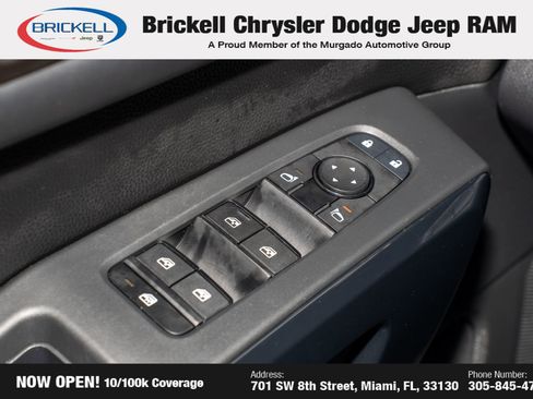 Used 2024 Nissan Pathfinder SV image 27