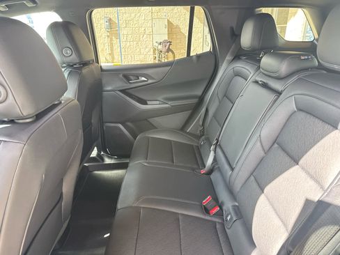 New 2026 Chevrolet Equinox LT w/ Convenience Package II image 30