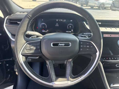 New 2026 Jeep Grand Cherokee Altitude RWD image 22