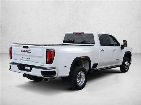 Used 2023 GMC Sierra 3500 Denali w/ Denali Ultimate Package AWD/4WD image 5