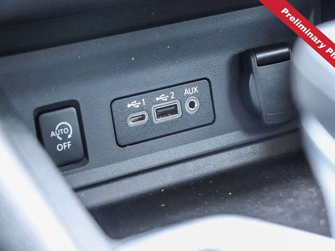 Used 2025 Nissan Sentra SV w/ Trunk Package FWD image 18