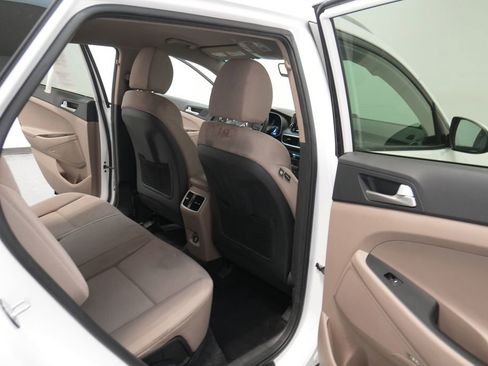 Used 2019 Hyundai Tucson Sport image 27