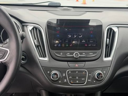 Used 2020 Chevrolet Malibu Premier FWD image 14