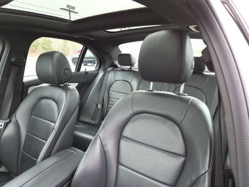 Used 2017 Mercedes-Benz C 300 4MATIC Sedan image 17