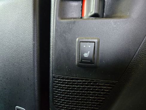 Certified 2022 Chrysler Pacifica Limited image 30