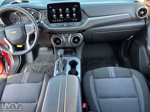 Used 2024 Chevrolet Blazer LT w/ Convenience Package FWD image 8