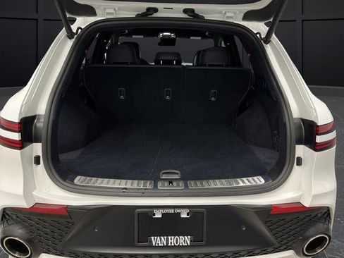 Used 2025 Genesis GV70 3.5T Sport w/ Sport Prestige Package image 15