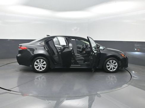 Used 2020 Toyota Corolla LE FWD image 33