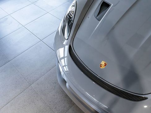 Used 2025 Porsche 718 Cayman GT4 RS image 31