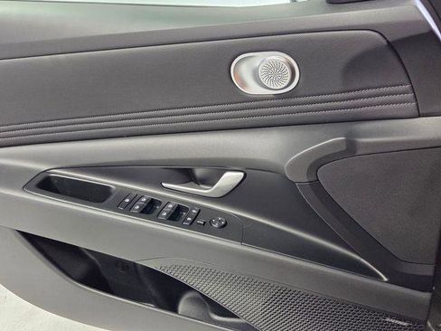 New 2026 Hyundai Elantra Limited image 28