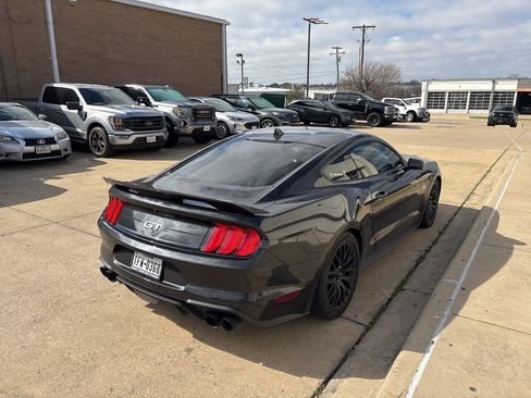 Used 2022 Ford Mustang GT Premium w/ Equipment Group 401A image 3