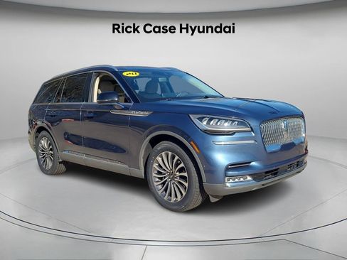 Used 2020 Lincoln Aviator Reserve w/ Equipment Group 201A image 9