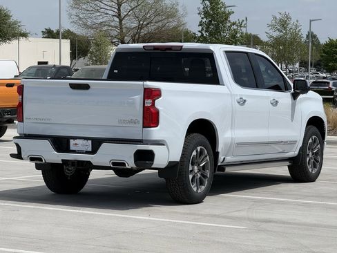 New 2026 Chevrolet Silverado 1500 High Country w/ Technology Package AWD/4WD image 4