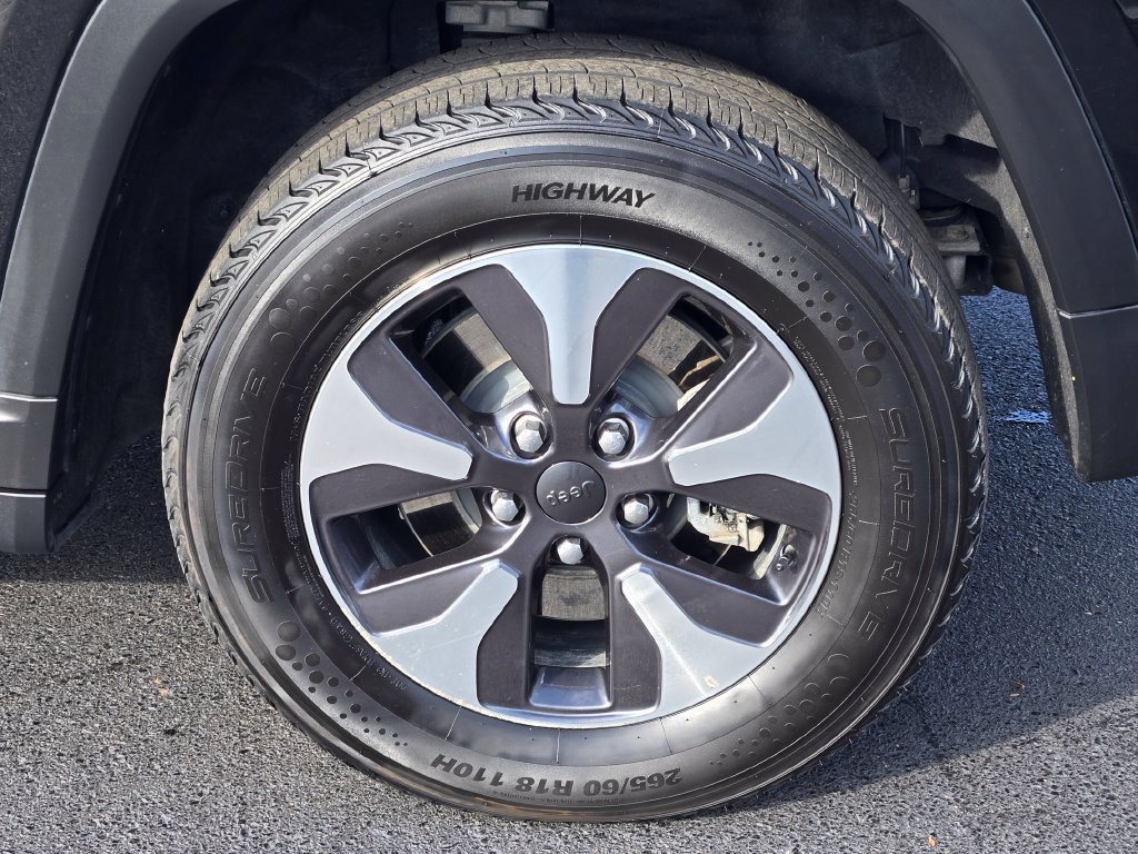 Used 2024 Jeep Grand Cherokee Limited 4xe AWD/4WD image 25
