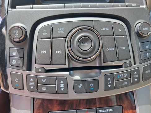 Used 2011 Buick LaCrosse CXL w/ Luxury Package FWD image 6